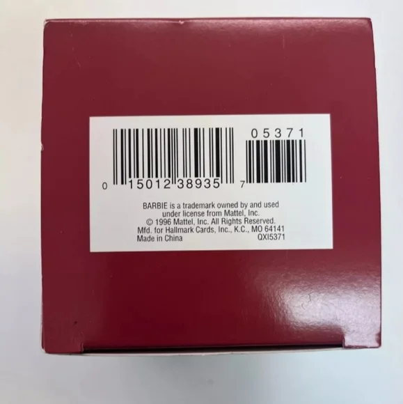 Hallmark Holiday Barbie 1996 Keepsake Christmas Ornament 4th in Series - Picture 4 of 5